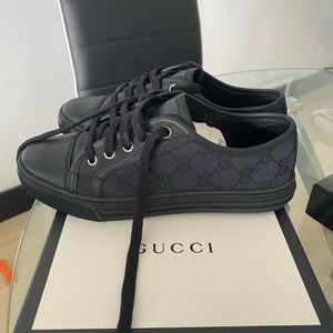 Gucci T. Original GG/Miro’soft BRAND NEW size 5